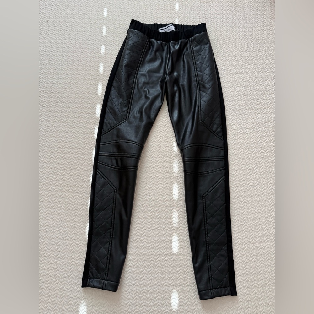 Women's Black Quilted Leggings